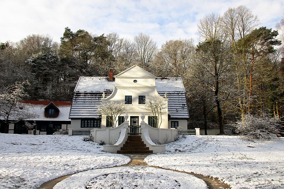 Die vier zentralen Worpsweder Museen - im Bild der Barkenhoff - haben sich für den Winter etwas ganz Besonderes einfallen lassen. Foto: djd/Touristikagentur Teufelsmoor-Worpswede-Unterweser e.V./Birgit Nachtwey